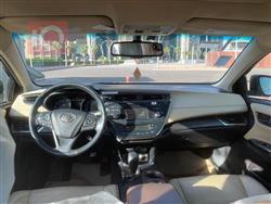 تويوتا أفالون